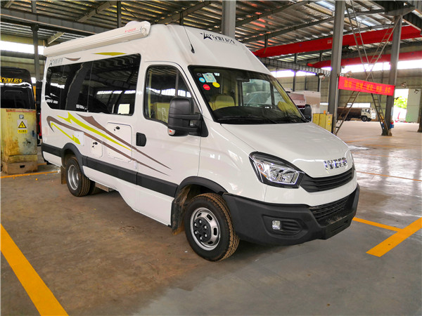 依维柯欧胜B型房车.jpg