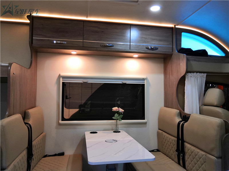 依维柯欧胜房车 (5).jpg