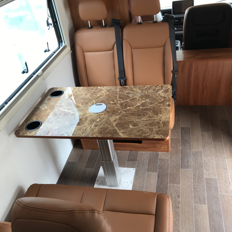 跃进轻卡H500房车