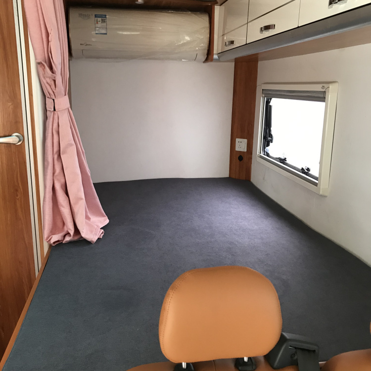 跃进轻卡H500房车