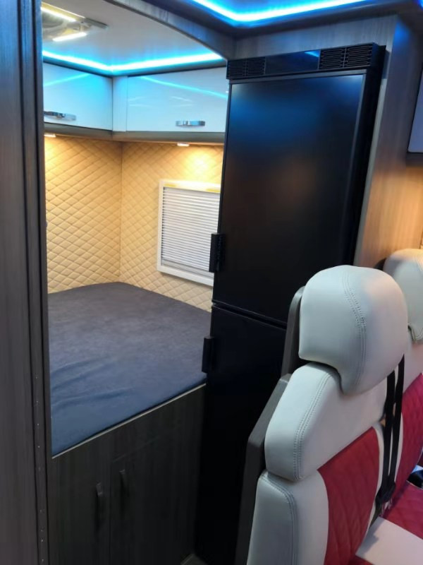 星旺房车刘芬15572204376