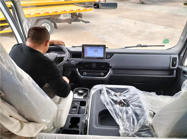 15572204376星旺房车