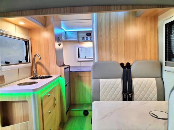 15572204376星旺房车