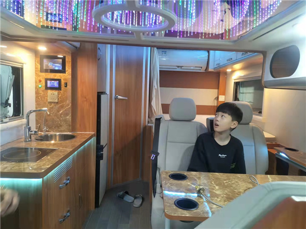 星旺房车15572204376