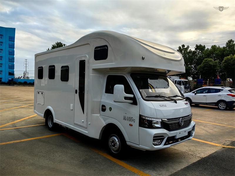 东风途逸房车37.jpg 东风途逸房车37.jpg